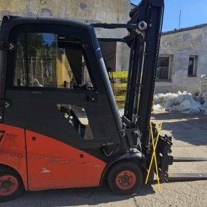 foto 1.6t/4.5m diesel klima Linde H16D wozek kabyna
